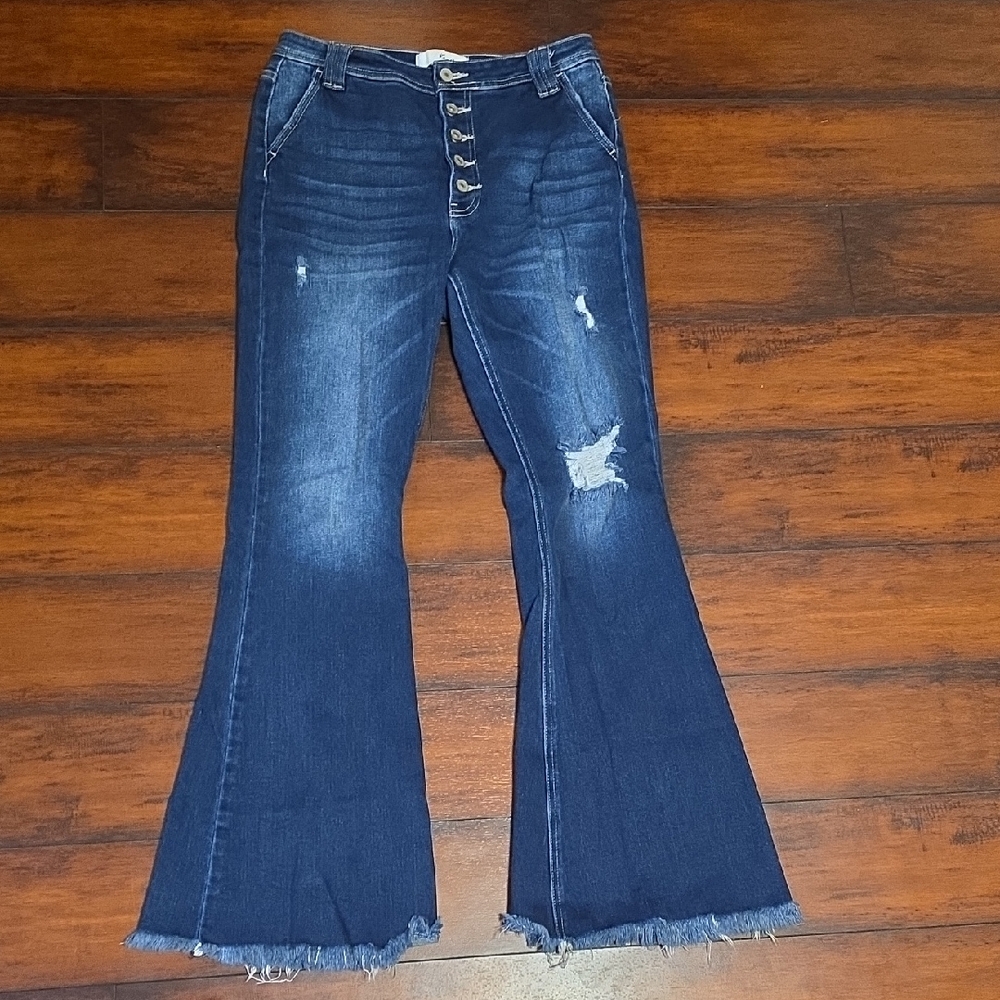 Kancan Distressed Flare Jeans 9/28